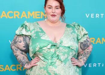 Tess Holliday, Plus-Size Model, Defends Bikini Photo on Yacht