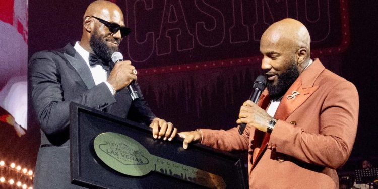 Jeezy Receives the Key to Las Vegas From LeBron James, Adds Final Dates to ‘Legend of the Snowman’ Residency