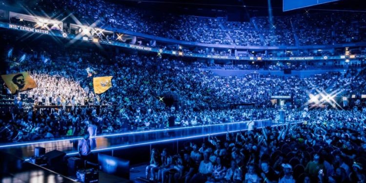 Counter-Strike 2 vs. Call of Duty: How does the meta determine which esport is best?