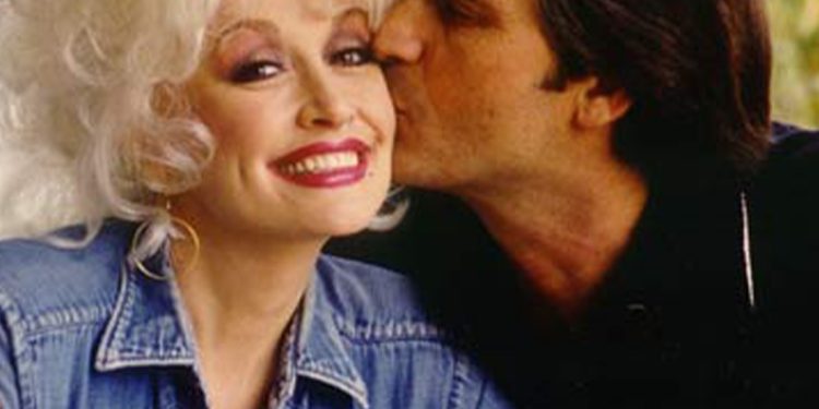 Inside Dolly Parton’s Ultra-Private Romance With Husband Carl Dean