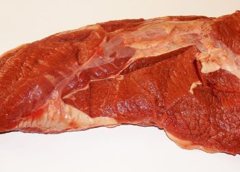 Unions renew call for UK to ban meat from Brazil