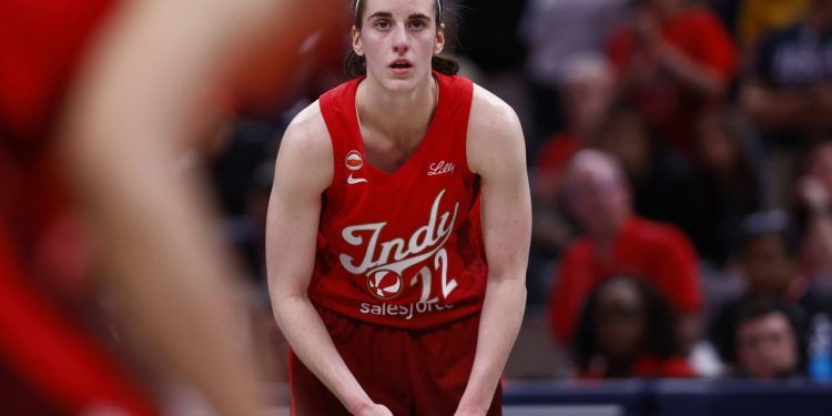“Screws Things Up for Everyone”: Ex-College Basketball Player Offers Verdict on Growing Debate Around Caitlin Clark’s WNBA Salary