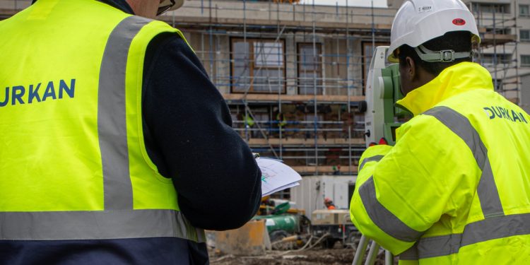 Durkan quits contracting