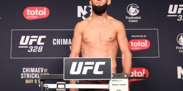 Khamzat Chimaev insists he has multiple middleweight fights left despite struggles making 185lb