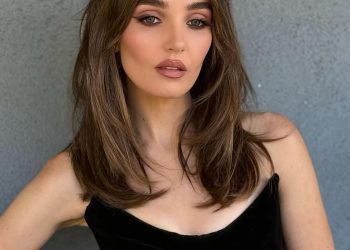 Smoked Suede Hair Is the Chic Brunette Color to Try This Fall
