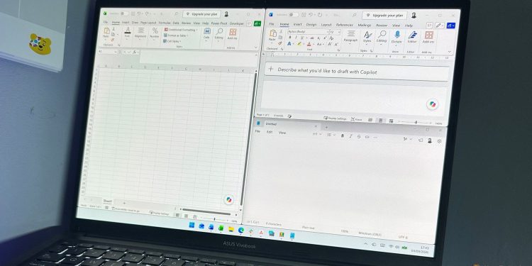 I finally found an easy way to make Windows remember exactly where every app window belongs