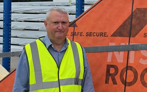 Premier promotes Watters at NTS