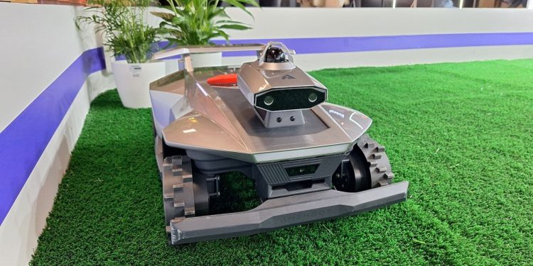 This new robot lawn mower comes with its own infrared hedgehog-spotter — and a handy approach to edge-trimming
