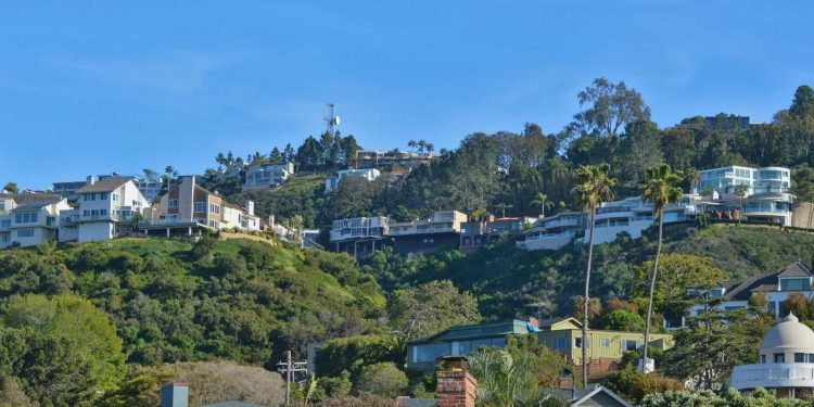 San Diego Homes Are Now Selling 8 Days Faster Than Last Year