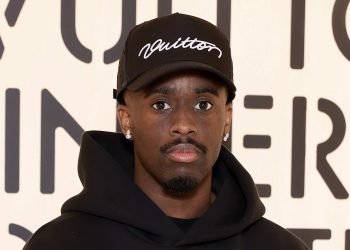 Who The Daddy? Kai Cenat Has The Internet Cracking Up After Woman Shows Up To His Home Claiming He Fathered Her Child (VIDEOS)
