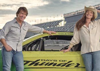 Anne Hathaway Cast Opposite Tom Cruise in Days of Thunder Sequel