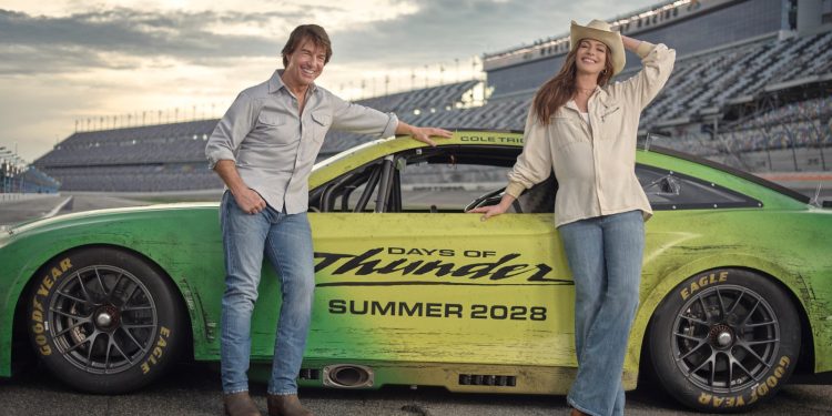 Tom Cruise Confirms ‘Days of Thunder’ Sequel With Anne Hathaway