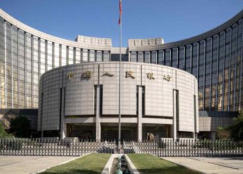 Will financial innovation dethrone the dollar?