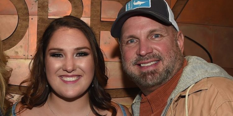 Garth Brooks’ Daughter Reacts to Dolly’s Death by Sharing Her Greatest Fear