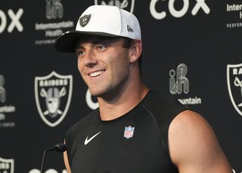Raiders are officially on Brock Bowers watch with latest injury update