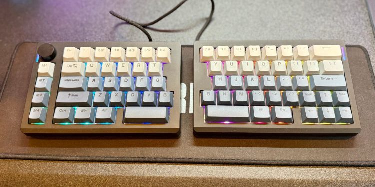 Epomaker Split 70 Keyboard Review