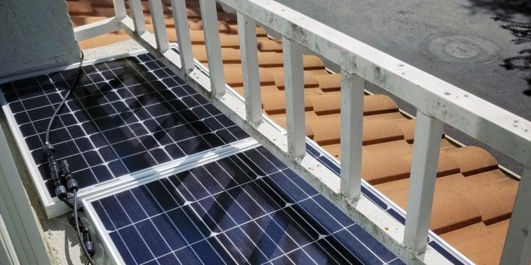 As States Legalize Plug-In Solar, Safety Standards Race To Catch Up