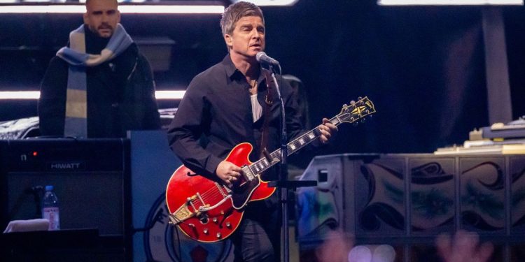 “I hate it. I just about get away with it every time”: Noel Gallagher was forced into becoming Oasis’ lead guitar player – and he didn’t want the role