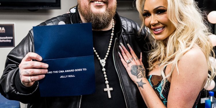 Jelly Roll and Bunnie Xo: Romance Rewind