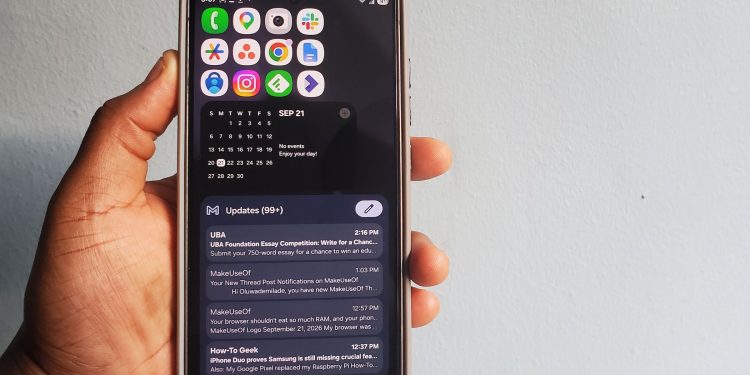 This free launcher copies Pixel’s best feature and adds everything Google won’t