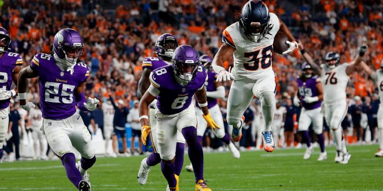 A Pair of Vikings Rookies Have Been M.I.A. Across 2 Weeks
