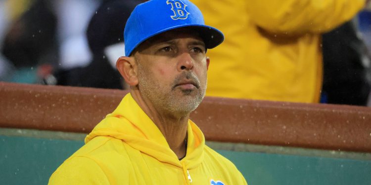 MLB Insider: Phillies-Alex Cora whispers are growing louder