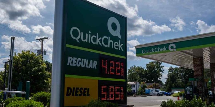 ‘It sucks’: petrol prices test Trump voters in New Jersey