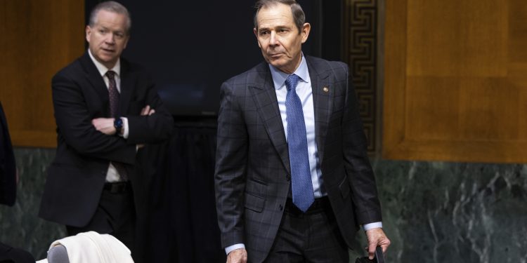 GOP senator wants to subpoena Donald Trump Jr. over Russian-funded wedding