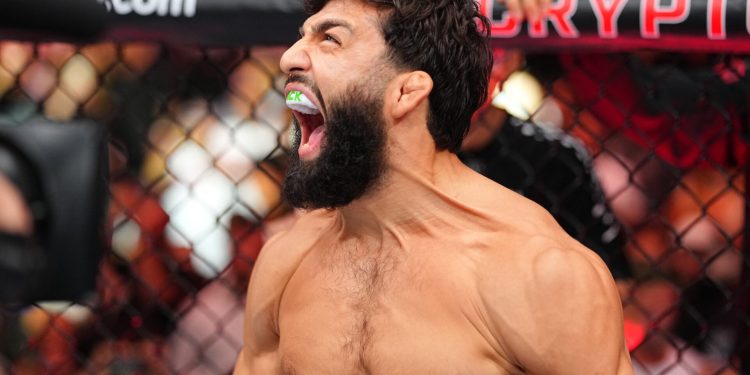 Arman Tsarukyan told UFC legend is perfect template for him to adopt if he wants to hit next level in his career