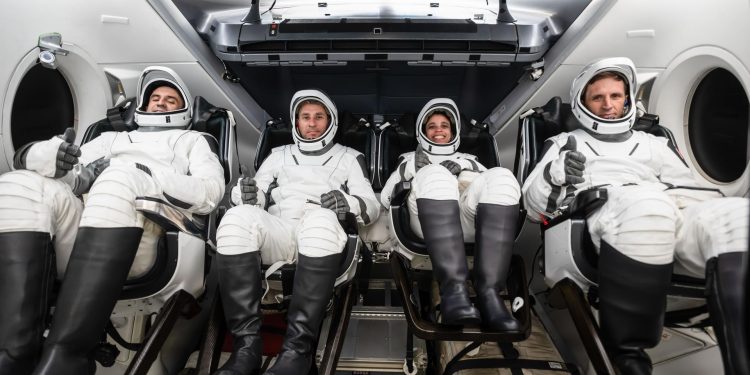 NASA to Study Human Health, Performance During Crew-13 Mission