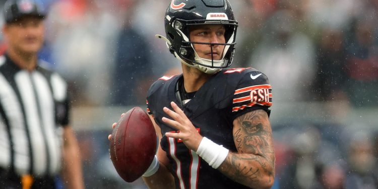 Bears’ backup quarterback returns to practice ahead of Eagles game