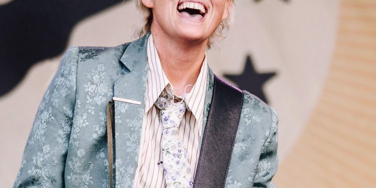 Brandi Carlile Is Releasing Alanis Morissette’s “Uninvited” After Viral Newport Folk Performance