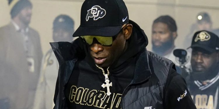 Asante Samuel Pins Blame on Deion Sanders’ Colorado for Putting Julian Lewis in a Tough Spot: “I Don’t Like That”