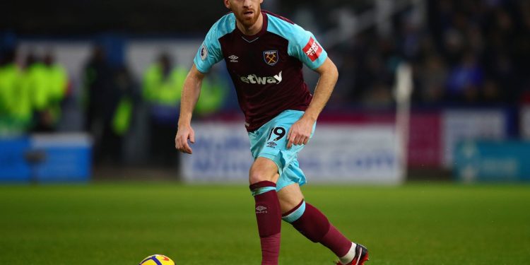 Former West Ham soccer star books Misfits Boxing debut against ‘UK’s Hardest Man’