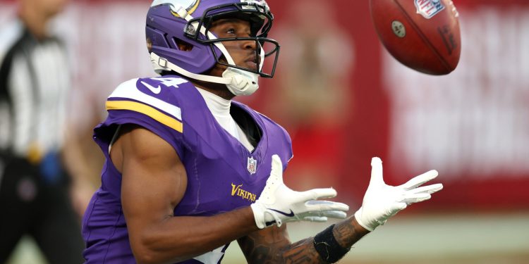 VT’s Vikings Postgame: Climbing to 3-0 Despite a Clunky Tampa Effort