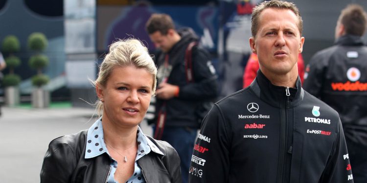 ‘Je pleure toute seule’ : la confidence très émouvante de Corinna Schumacher