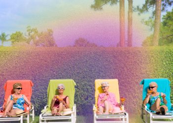 Are Single Older Ladies Really Happy Without Marriage? Experts Weigh In