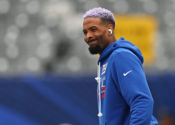 Antonio Brown Drops 5-Word Message Mocking Odell Beckham Jr. As Giants Release 3-Times Pro Bowler