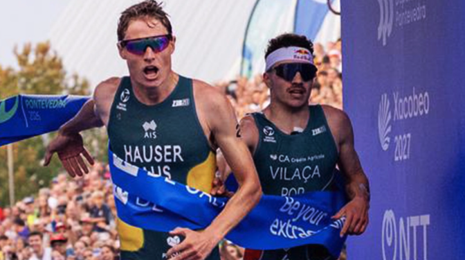 [VIDEO] The stunning final sprint at the WTCS Grand Final Pontevedra