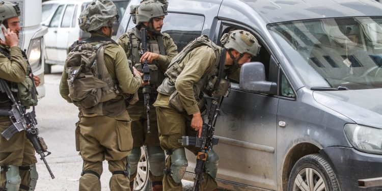How Israeli Checkpoints Choke Palestinian Life in the Occupied West Bank