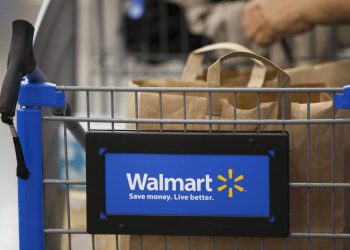 Walmart end-of-season clearance slashes prices on outdoor storage sheds by 61%
