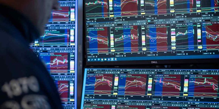 Early SpaceX investor Atreides hires co-CIO of Lone Pine