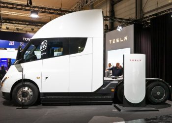 The Oil Crisis Could Be Exactly What Tesla EV Semi-Trucks Need To Succeed