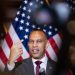 Democrats push for a bigger majority that would alleviate headaches for Hakeem Jeffries