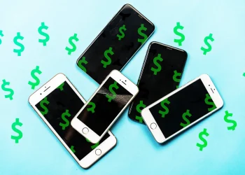 Your Old iPhone Could Be Worth Way More Than You Think. Here’s How to Trade It in for Credit or Cash