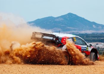 Elfyn Evans suffers puncture ahead of Power Stage WRC title decider