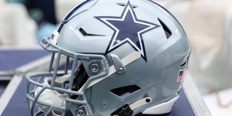 Former Cowboys QB Who Led Texas Longhorns to Their First National Title Passes Away at 84