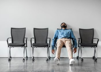 Why It Feels So Hard to Give a Sh*t Right Now, According to a Therapist