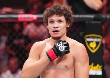 UFC 332 Bonuses: First-round finishes bank big