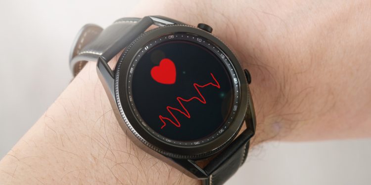 A Samsung Galaxy Watch Detected AFib Before Doctors Discovered Serious Heart Problems